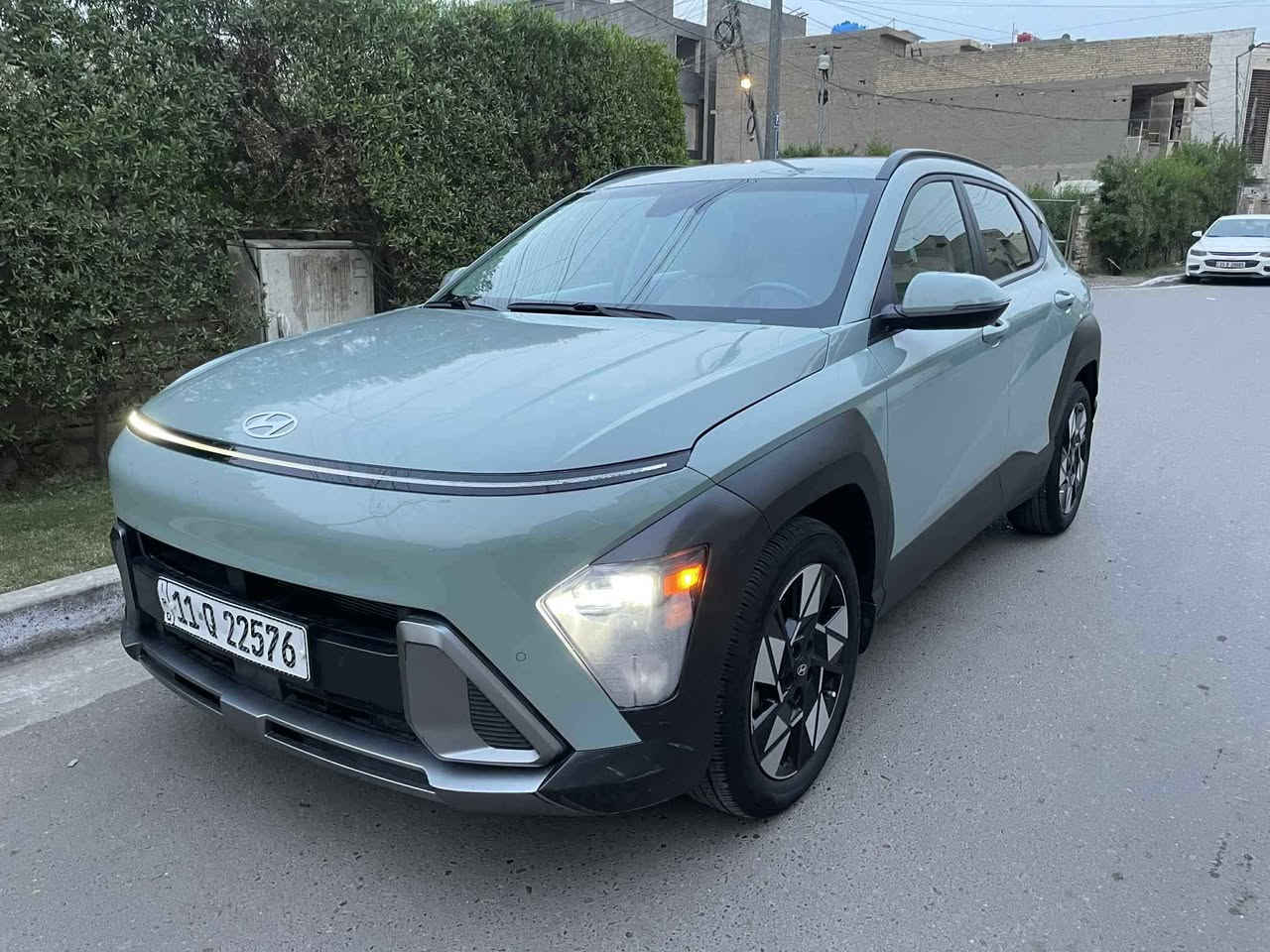 ***********  جديده اخت زيرو 
كونا ٢٠٢٤ 
لون مميز محرك ٢٠٠٠ دوش
 فول مواصفات ماعدا الفتحة /
 بصمة تشغيل عن بعد 
 وترحيب
 / كير تعليك / 
شاشه عله طول الدشبول 
لد امامي خلفي 
حساس امامي خلفي
رادارات جانبية توقف ذاتي 
كامرات دوارة
تدفئه بالكشن 
تبريد امامي خلفي 
 سيارة جديدة وجاهزه مابيها اي نقص
 داخل ابيض 
 ماشيه ١٦ ألف 
حادثها بنيد فقط 
حته دعاميه نفسها
بدون دواخل صور الحادث موجوده
 سنوية بأسمنه
 مكاني بغداد الاعظمية
 السعر ١٧٥ ورقة 
اتصال فقط مكلف بلنشر 
 *********** Colombo, Sri Lanka
