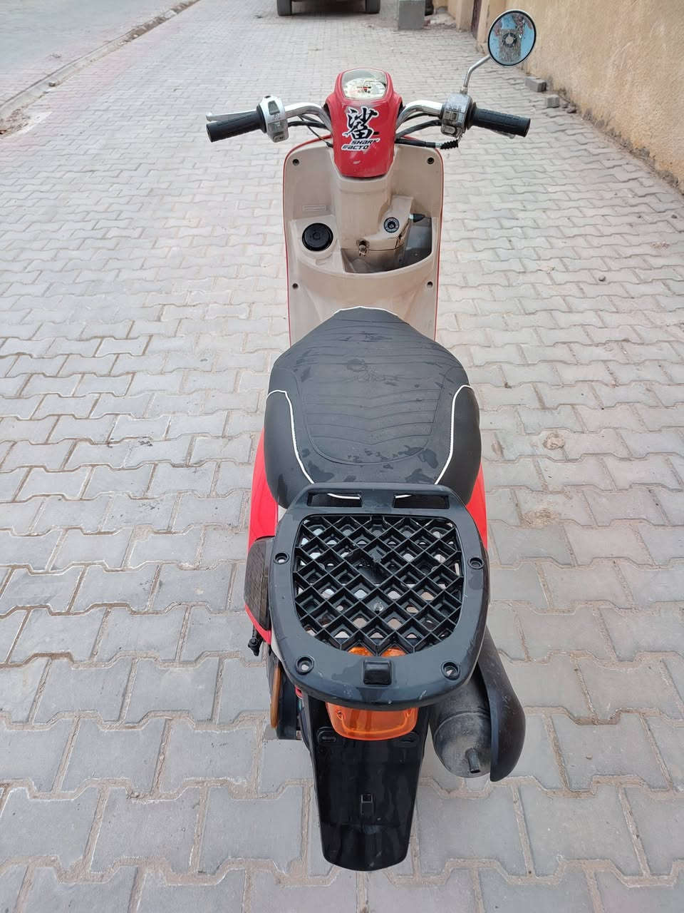 السلام عليكم.   دراجه بوليسي مكينه مكفوله سعر ٦٠٠ قضاء الحي للاستفسار ***********
