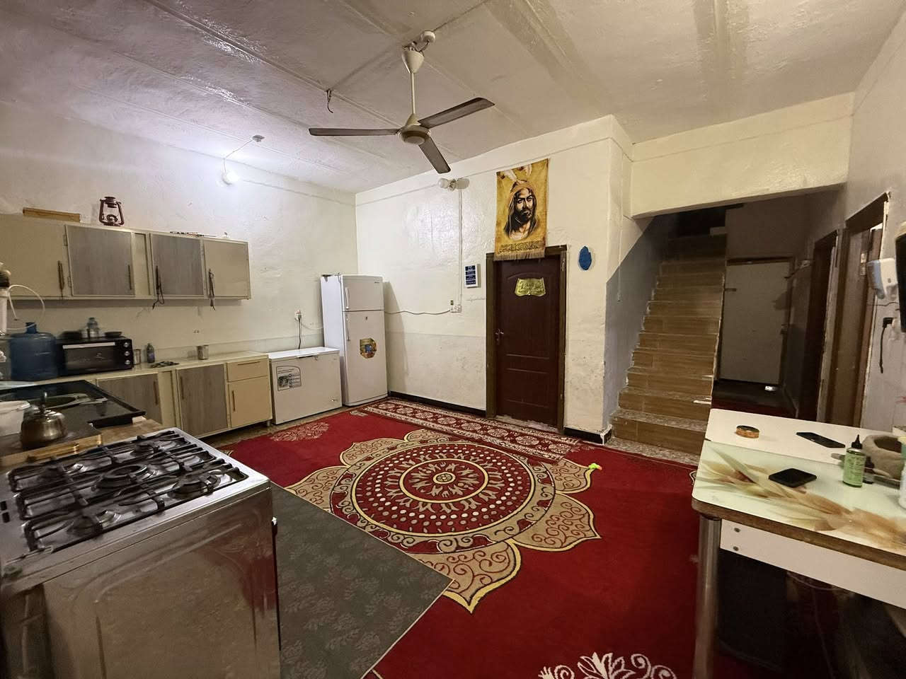 دار سكن طابو زراعي في حي ( حواس ) 
يقع في شارع ( شعائر الحسينية ) 
مساحة 150 م 
مشمول بقرار التطويب ( 320 ) 
بناء ابلوك - اعكاده 
ماء - كهرباء - خدمات قيد التنفيذ 
يحتوي على ( غرفتين ) نوم 
داخل البيت كله ( سيراميك ) 

للاستفسار مراجعة مكتب ( غيدان ) للعقار  
واسط - الزبيدية - مقابيل حي ( الصناعي )  
***********  
*********** محمد سيد غازي
