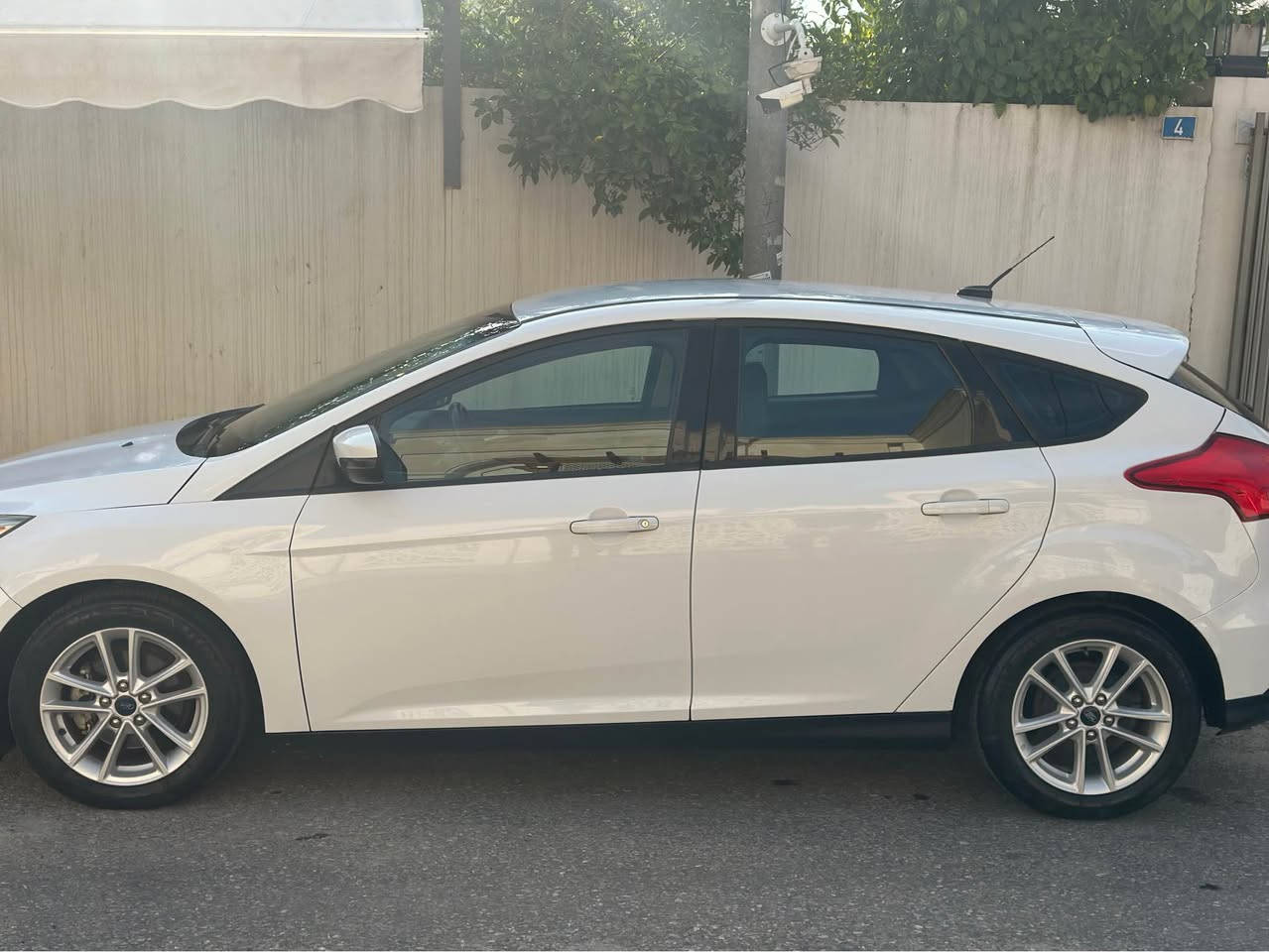 فؤرت فوكس 2017  se بةس بؤنيتي هةية ژؤري نةگرتي پئش و  $90پشت كةپسة زؤر خاوينة لة رسم كوا ئةوهاية
*********** أربيل, العراق
