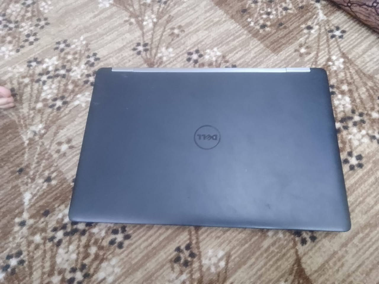 السلام عليكم لابتوب ديل باله  المواصفات بل صورة 
سعر قيم بما يرضي الله معرف شكد يجيب مكاني حي البكر موصل لتواصل ***********
