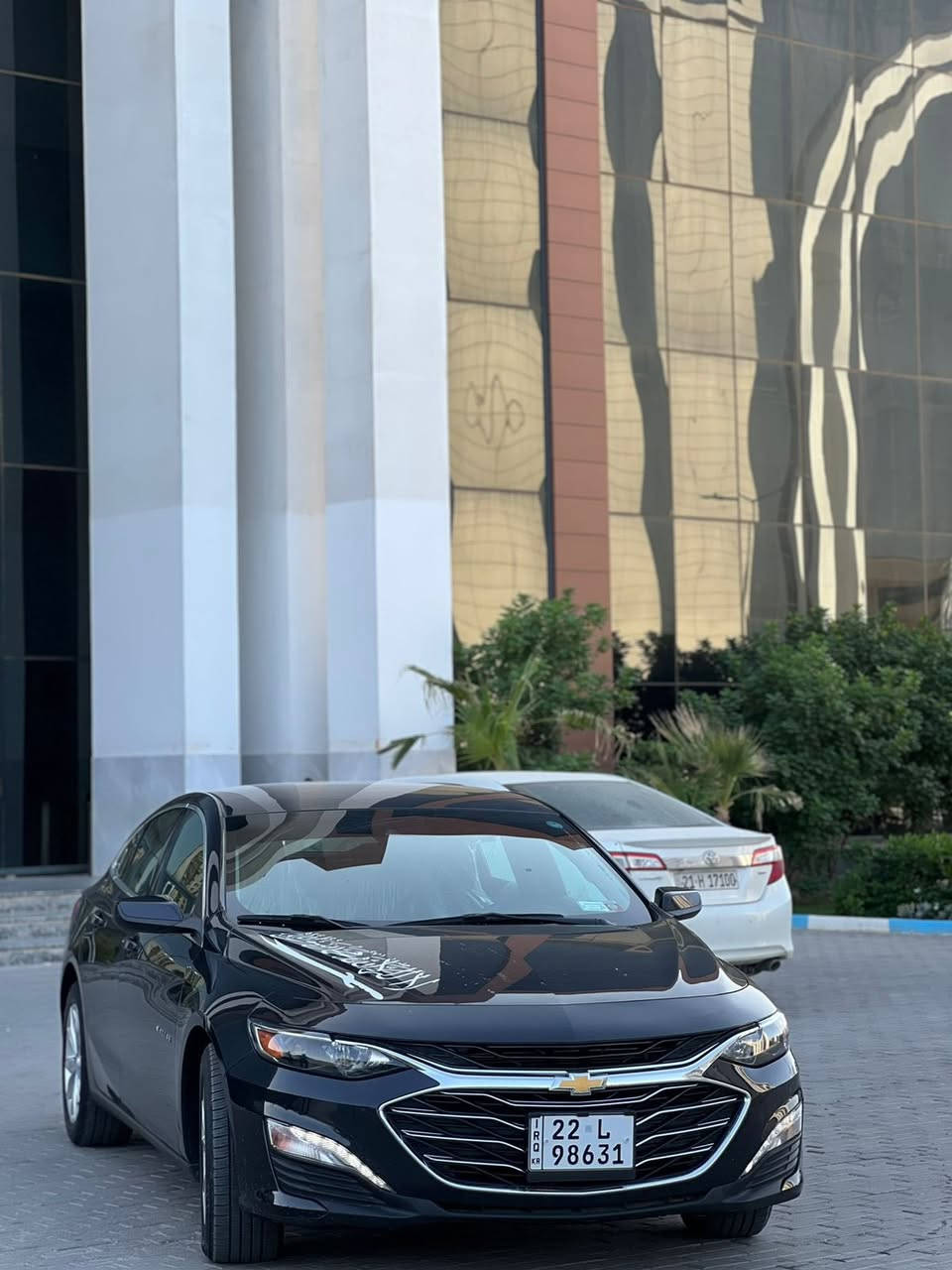 للبيع: شيفروليه ماليبو 2023 - بحالة ممتازة ✨
 الموديل: 2023
 المحرك: 1500 Turbo (اقتصادي وقوي)
 اللون: أسود متميز 🖤
 الحالة والضرر:نظيفة جداً، الضرر بسيط جداً (جاملغ خلفي فقط) ومصلح تصليح عالي الجودة وبدون أي تأثير.
السيارة جاهزة للاستخدام ولا تحتاج لأي مصاريف.
📍 الموقع: الفلوجة

السعر : 148 وبيها مجال 

📞 للاستفسار : واتساب :***********
