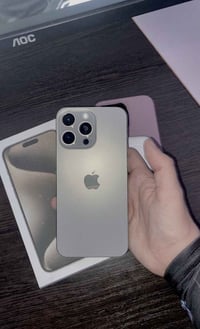 آيفون ١٥ برو ماكس • بطارية ٩٣ • مقفل