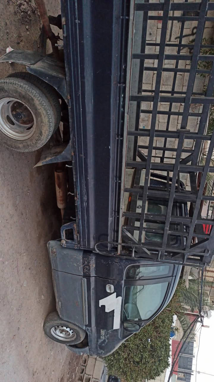 اسلام عليكم ستاركس هونداي ليبرو موديل 2000 محرك 3000 سياره نضيفه سياره بسمي تحويل ثاني يوم السعر 48 مكان السياره ديالى بعقوبه
***********
