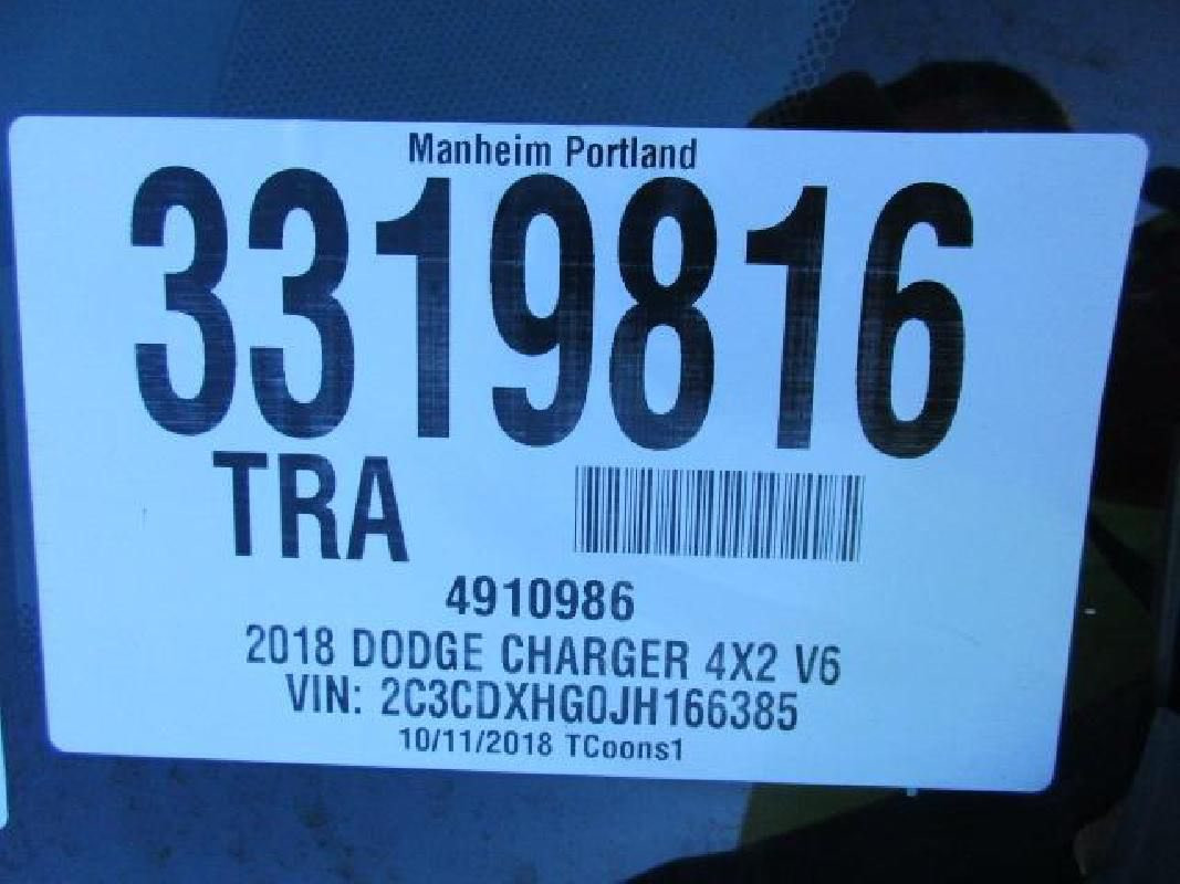 السلام عليكم سيارة 18 السعر 220
بس باب السايق بيها بارد 
السيارة في محافظة بابل 
للأستفسار الأتصال على 
***********
