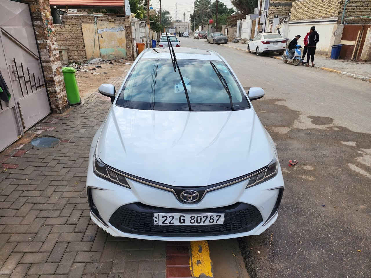 السلام عليكم
كورلا ساز موديل 23 
فول مواصفات 
كفاله عدا بارد حافت البنيد 
ماشيه 33 
محرك باننزين 1800
السعر 180
***********
