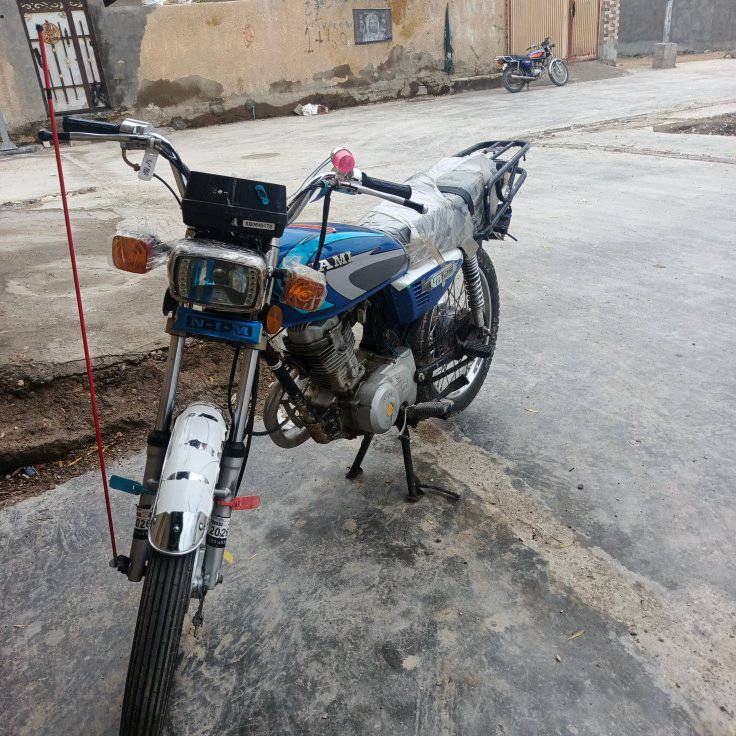 سلام عليكم دراجه للبيع موديل ٢٠٢٠كامله مكينه نضيفه مجفته دراجه كامله كهربائيات كامله شغاله 
تعميره جديده اوراق كامله اصولي نضيفه ارشه دراجه سعره ٦٥٠بيه مجال كلش قليل مكاني واسط النعمانيه رقم هاتف ‏‪***********‬‏
