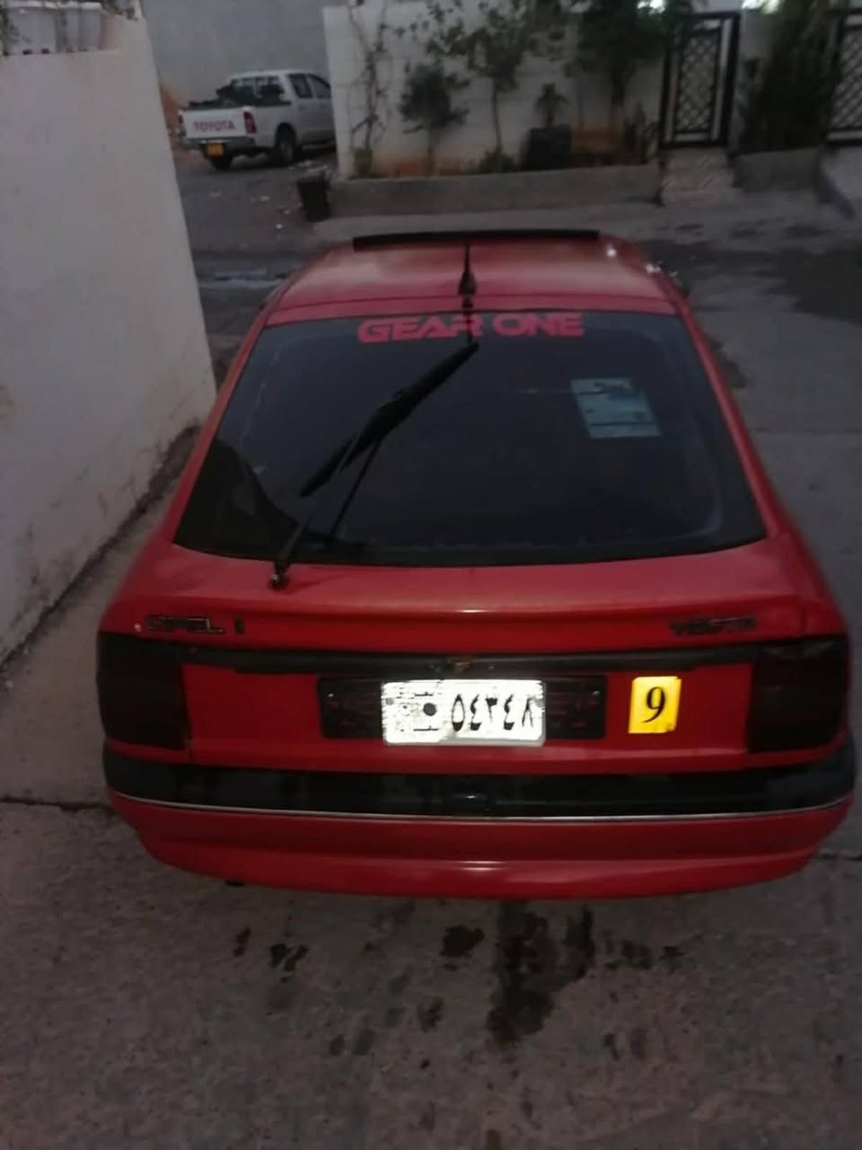 بۆ فرۆشتن.. ئۆپل ڤیکترا.. مۆدێل ١٩٩٠..ئارمی پلاستیک سلێمانی بەشەرتی ئارم و ئەوەلیات و سەیتەرە.. مەکینە ١٨ مەرغووب ... گێر عادی.. سلاید..ABS..ویل ئینفنیتی ... چوارتایەو ویلی نوێم تازە بۆ بەستاوە... لێدراو و براوە و خایس بەشەرت سەرە دەبلیشی دەستکار نەکراوە...گێر و مەکینە و کارەبایەتی کامل کامل بەشەرت ... سەیارەکە مالی دۆستە یەک دۆلار مەسروفت لێ دۆزیەوە ١٠٠ دۆلار بشکێنە سعری خوار هەموو بازار تەنها ٢٣ گەلاو کەمێک مەجال .. شوێن هەولێر بۆ زانیاری زیاتر تێل بکە ..
ژ.م *********** كويسينجاك, أربيل
