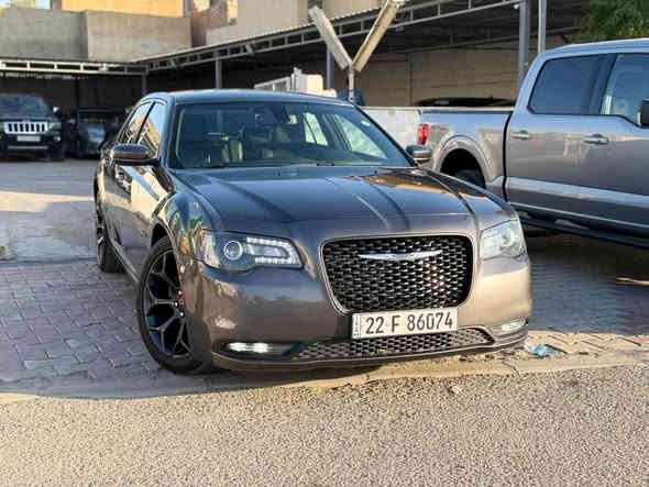 نوع السياره  اوباما S
موديل 2020
سياره داخل كلين للعراق
ضرر جاملغ صبغ + باب تبديل بلادي
فول عدا فتحه
70mil ماشيه
السعر 245$ بي مجال 
العنوان ديالى خانقين / معرض خانقين للسيارات 
للاستفسار 0771616600
للاستفسار ‭0771 564 5136‬ خناقين
