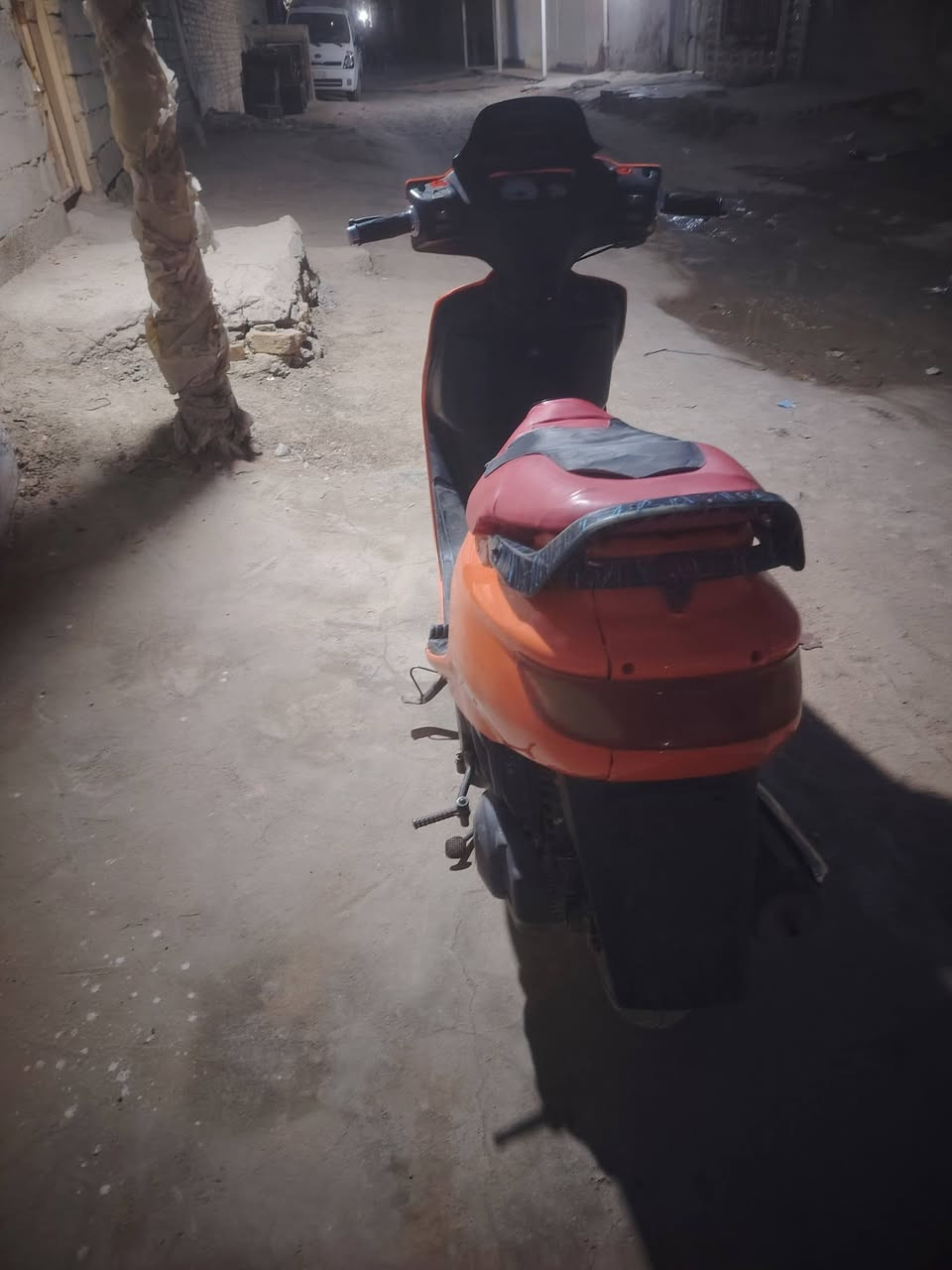 سلام عليكم دراجه فراشه لبيع نضيفه مابيه نقص مكاني ديوانيه الحمزه الشرقي سعره300 وبيه مجال لشراي اتصل وبيه خير وتدلل ***********
