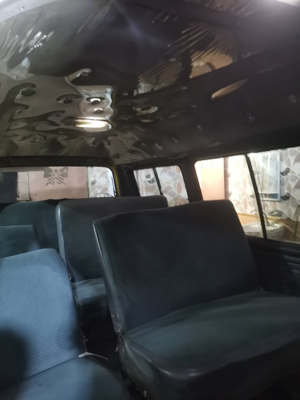 هونداي باص شبوط موديل 96 محرك وبم حاوية 3000 مال بريجو سيارة كفالة من ميكانيك، شواصي، كهربائيات، صدر امامي خلفي، دوشمة. السيارة متعوب عليها سنوية نافذة تاخذها تحول بسمك رقم انگليزي أجرة وتصير سنوية لل 2031 
 مكانها ديالى بعقوبة
معروضة ب 53$
***********
