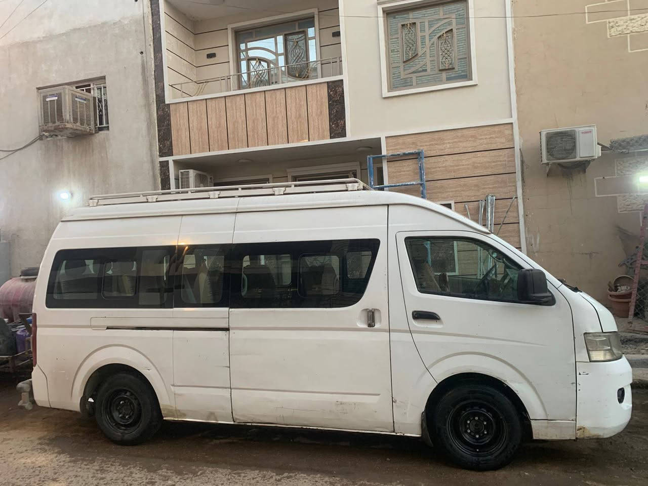 السلام عليكم مكلف بالنشر سياره فتون سي اس تو العاليه العريضه موديل 14سياره جاهزه من صدر دوشمه كاعيه جديده تبريد سيبايه درع سياره بيه مكانات صبغ رقم بغداد تحويل ثاني يوم مراوس بجنبي عالي او نيسان ناصي رقم صاحب السياره***********
