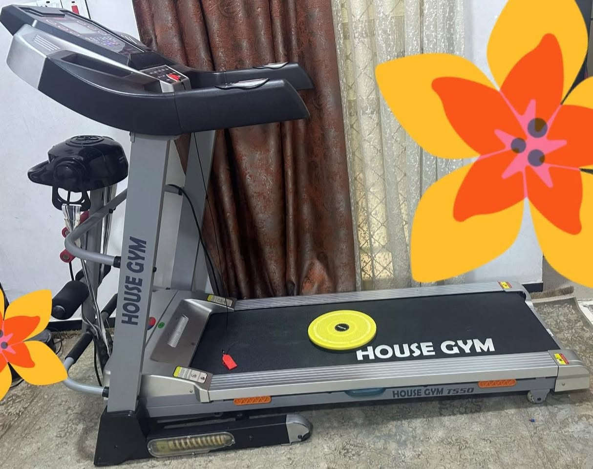 جهاز جري (نظام جبلي) بحالة ممتازة، مناسب للتمارين القوية وحرق الدهون 💪
✅ يتحمل وزن عالي
✅ يحتوي على نظام انحدار (جبلي) لتمرين أقوى
✅ شاشة عرض (سرعة – وقت – مسافة – سعرات)
✅ سماعات / بلوتوث 
✅ سهل الطي والنقل

💥 الجهاز استخدام قليل ونظيف جداً
💰 السعر: (٤٠٠ الف)
📍 الموقع: (مركز الديوانية )

📞 للتواصل: (مراسلة خاص الصفحة )

🚨 فرصة للجادين فقط


**إذا كنت صاحب هذا الإعلان وتريد حذفه لأي سبب، رجاءا أرسل رسالة إلى الدعم الفني**