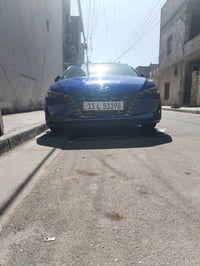 عندي إلنترا موديل ٢٠٢٣ للبيع.. وارد امريكي بيها جاملغ امامي ايمن مبدل....