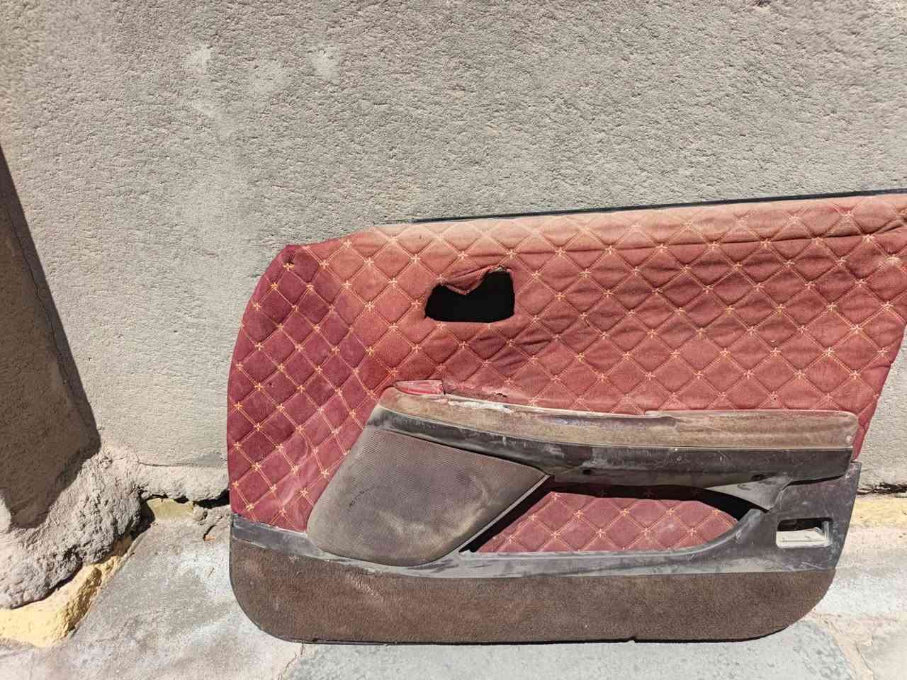 بطاين كرسته نفخ مع لايتات البيع بسعر مناسب مكاني الناصرية الغراف 
***********
