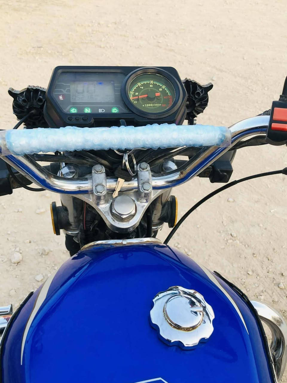 ماطور للبيع 2021محرك مفتوح
العنوان(ابو ماريا)
 رقم الهاتف ***********
سعر 450بيهال مجال
