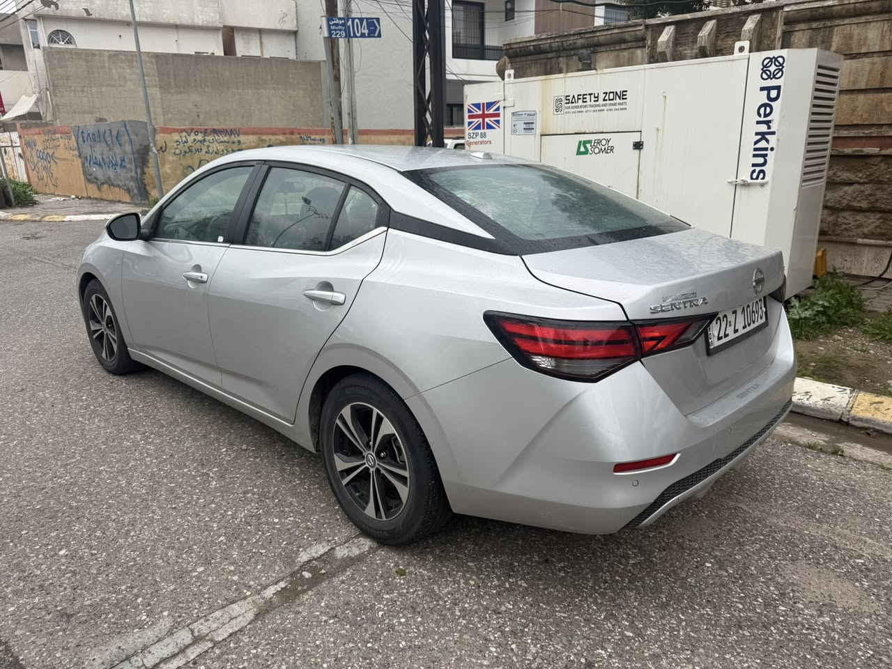 نيسان سينترا 2023 SV
بيها فقط قطعه و نص  جاملغ و باب و بدون دواخل مكفول ضمان
ماشيه ٣٥ الف السياره جديده و كلشي بيها مكفول موجود رقم الشاصي
سعر المطلوب ١٤٥ وقابل لتفاوض
مكان اربيل
فقط بيع و نقد


**إذا كنت صاحب هذا الإعلان وتريد حذفه لأي سبب، رجاءا أرسل رسالة إلى الدعم الفني**