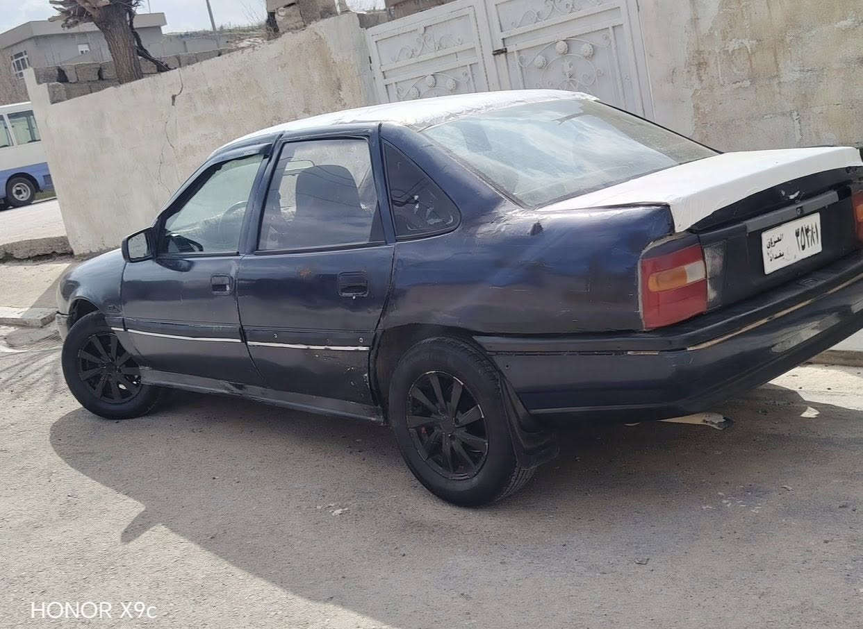 سعر ١٢ ورقە قفل مۆدیل ١٩٩٢ ئارم پلاستیک سلیمانی
گیرو مەکینە بە شەرت کارەبای مەزبوتە بی تەقە رەقیە ئارم اولیات بەشەرتە شوین شقلاوە 
***********
