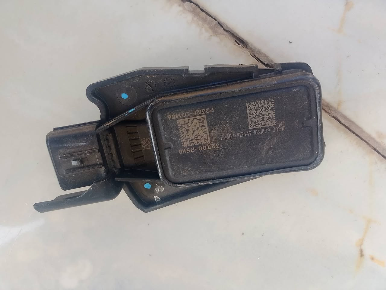 سلام عليكم غراض سورنتو 2023 البيع قيم بليارضه الله
رقم ***********
