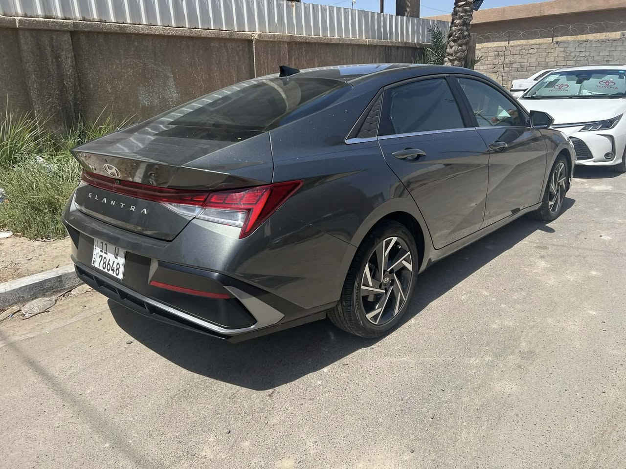 السلام عليكم حبايب
هونداي النترا 2024 للبيع 

السياره صور حادثه موجوده بالمنشور بدون دواخل 
سياره بيها ايرباك دركه سياره مناقصه شي 
ماشي ٢٣ الف ميل 

مواصفاته معروفه 
فتحه 
هند بريك بصمه 
شاشه دجتل 
معروفه مواصفاته فول ماعده جلد 
مكينه ٢٠٠٠ دوش 
بيها رصعتين بالقماره موجوده بصور 
وبيها طخه بالباب الخلفي تجي اشوفه نفس الصور شرط السونار واحلى من الصور رقم بغداد بسمي تحويل ثاني يوم 

سعرها ١٦٥ وبيها مجال حك جيتك 

موجوده سياره بغداد حي العامل 

لتواصل موجود خاص لو ع الرقم ***********
