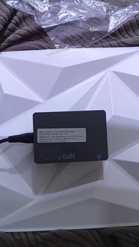 شاحن ٦ منافذ • يشحن لابتوب • فولتيه حقيقة