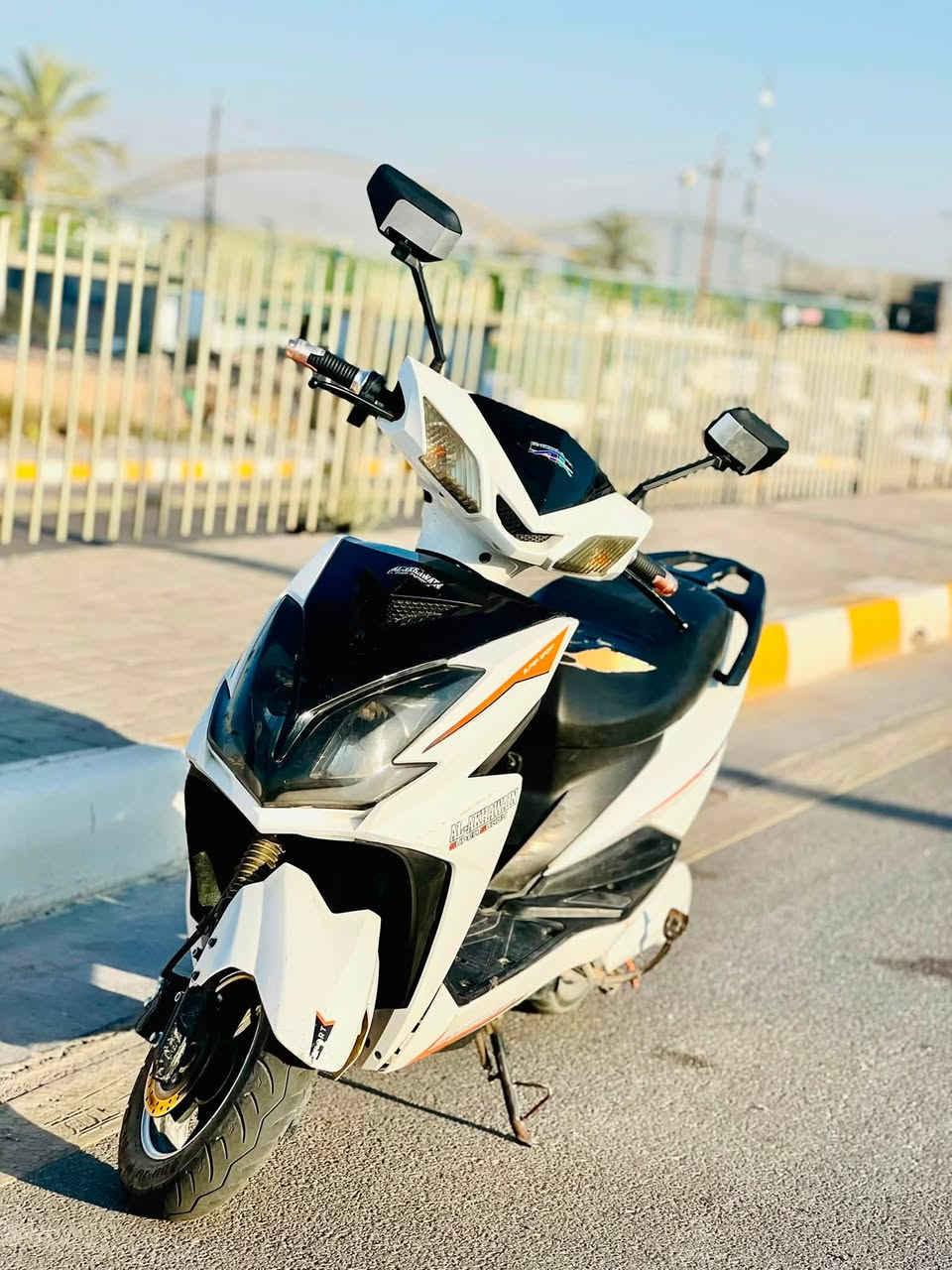 السلام عليكم باسكل شحن للبيع بطاريات جديده على فحص باسكل نضيف كلشي شغال بي السعر 450 وبي مجال التواصل على الرقم *********** تحياتي للجميع 🤍🤎
