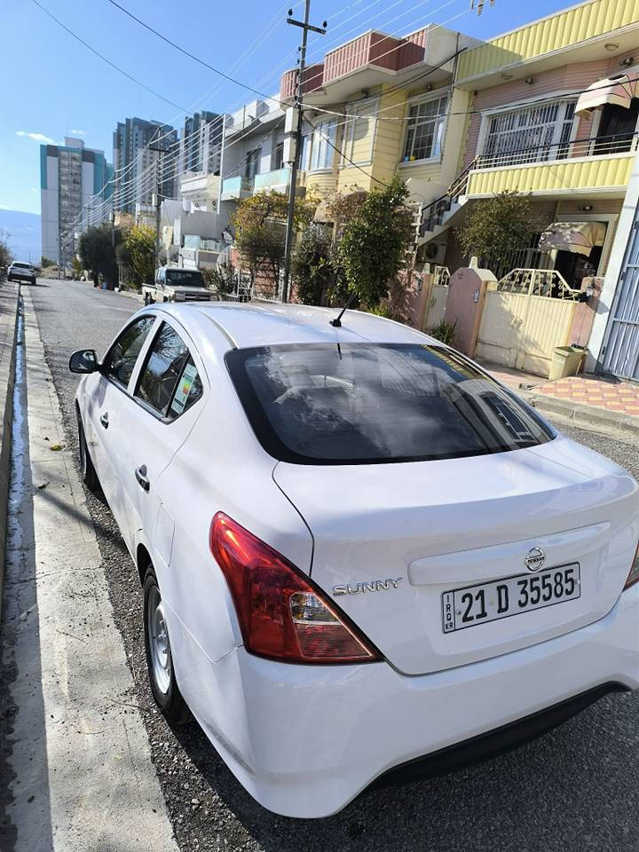 نیسان سەنی  2020
بێ بۆیاخ
 ، پێش و دوا کەپسە
تەنها کەمێک ساردی هەیە
تەنها 57 هەزار کیلۆمەتر ڕۆشتووە، 
هەموو شتێکی لەسەر شەریکە ماوەتەوە.
گێڕ و مەکینە بەشەرت 
 هیچ مەسرەفێکی نییە
 سەیارەکە.
سپێری دانەگیراوە.
سەنەوی تا مانگی ٤ ی ٢٠٢٦ تازەیە
110  و مامەڵە.
***********
*********** السليمانية, العراق
