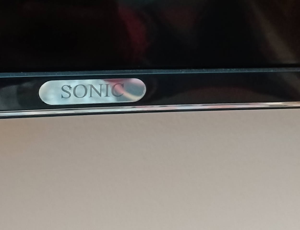 شاشه سونيك للبيع فقط شويه من الصفحا فاتحا يبين الضو اي خلل ما بيها نضيفا سعرها 150 وبيها مجال مكاني جانب الأيمن حي العبور


**إذا كنت صاحب هذا الإعلان وتريد حذفه لأي سبب، رجاءا أرسل رسالة إلى الدعم الفني**