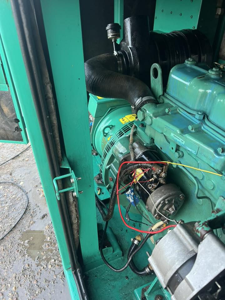 مولد بيركنز زغرب 17 كيفي بلادي لاتحوير ولأفتح
كاتم تاخذه تدعيلي أزوج الثانيه ***********
