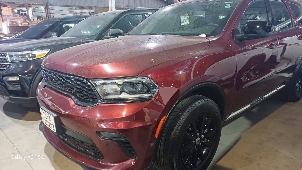 ربع  بؤنت سبوغ بدون يرباك بدون دواخيل مؤديل ٢٠٢٣ ماشي ١٧ مايل ٢ قتعا  بدل بيلدى نفس لون ***********
