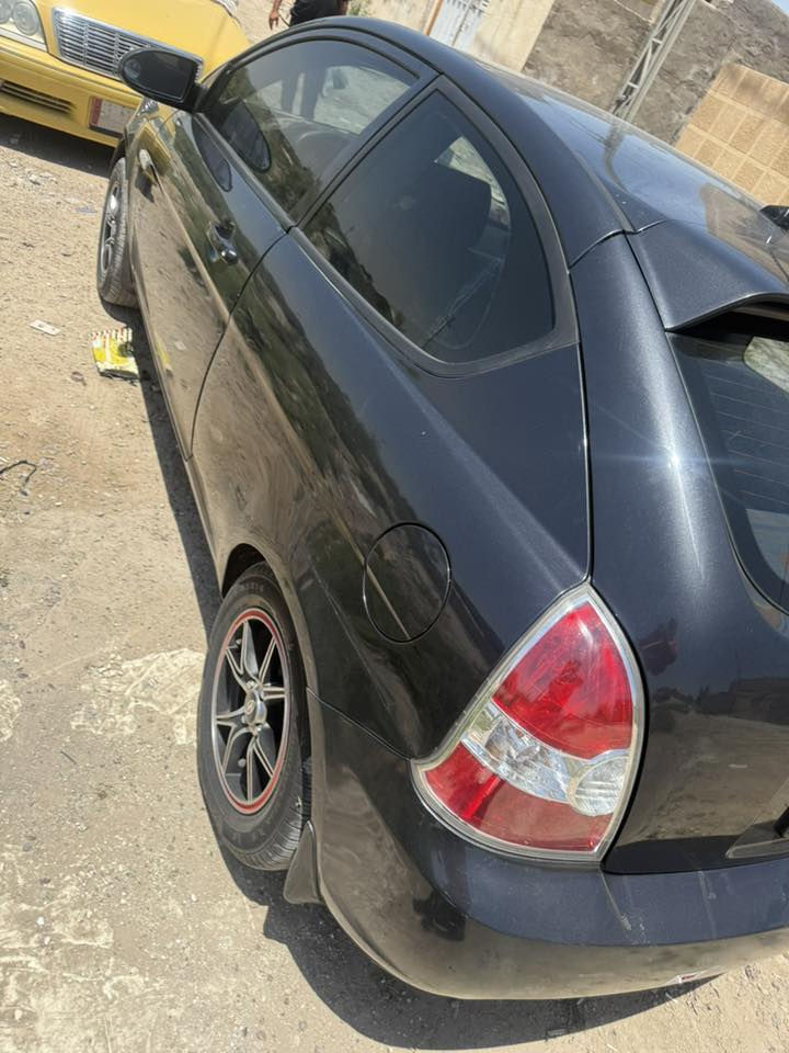 هونداي اكسنت ٢٠٠٨ امريكي
السيارة باسمي برغي نقص مابيها
تجي تشوف بعينك اذا بيها نقص اي شي اني حاظر 
السيارة كلها جاهزه من كل النواحي بانزين فقط محسن ادير يشهد الله السيارة هزة جديدة ومتعوب عليها بالقران تبريد منظومة جديدة اول البارحة مشدودة قسم بالله تجي وتشوف بعينك 
سستم صوت مضخم غرفة بالكارتون جديدة
صدر السيارة مال زيرو والله العظيم
عدا هذا الي كلته اي شي نقص اني اتحملها 
مكان السيارة الغزالية
السعر ٧٢ وبيها مجال قليل 
*********** علي
