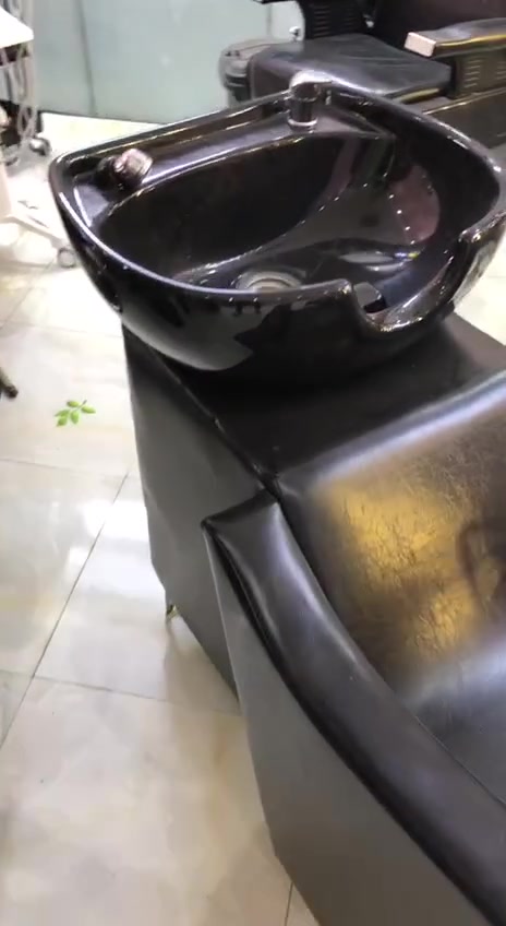 مغسله شعره جديده وليس مستعمل 
للبيع سعرها مناسب جدا 
للاستفسار خاص وتساب ***********
