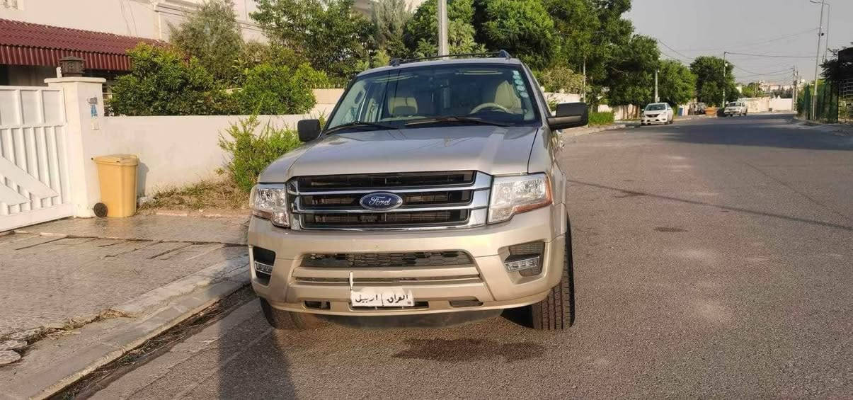 فورد اسكبدشن ٢٠١٧ بيها قطعتين صبغ بوند جاملوغ بدون دواخل فول موصفات ماعدا فتحه صقف محرك گير بشرط ٦ سلندر توربو مرغوب  سنويه هسا منتهي و عليها غرامه ١٥ ورقه سعر سيارا ٢١٠ أربيل, العراق


**إذا كنت صاحب هذا الإعلان وتريد حذفه لأي سبب، رجاءا أرسل رسالة إلى الدعم الفني**