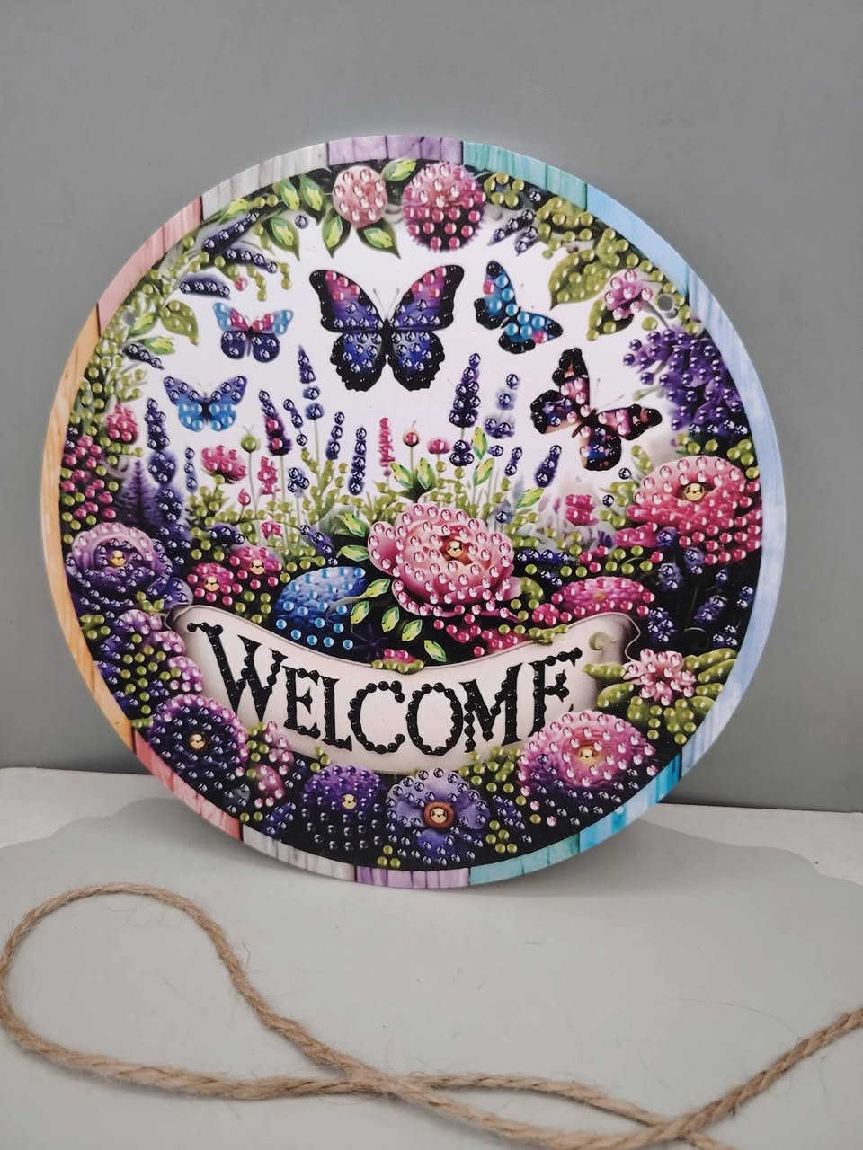 تعاليك
خشب وقسم معدن وقسم اكرلك
حجم 20 سم
سعر القطعه الف
متوفر 33 قطعه
سعرهم كله 
  مع التوصيل 25 الف


**إذا كنت صاحب هذا الإعلان وتريد حذفه لأي سبب، رجاءا أرسل رسالة إلى الدعم الفني**