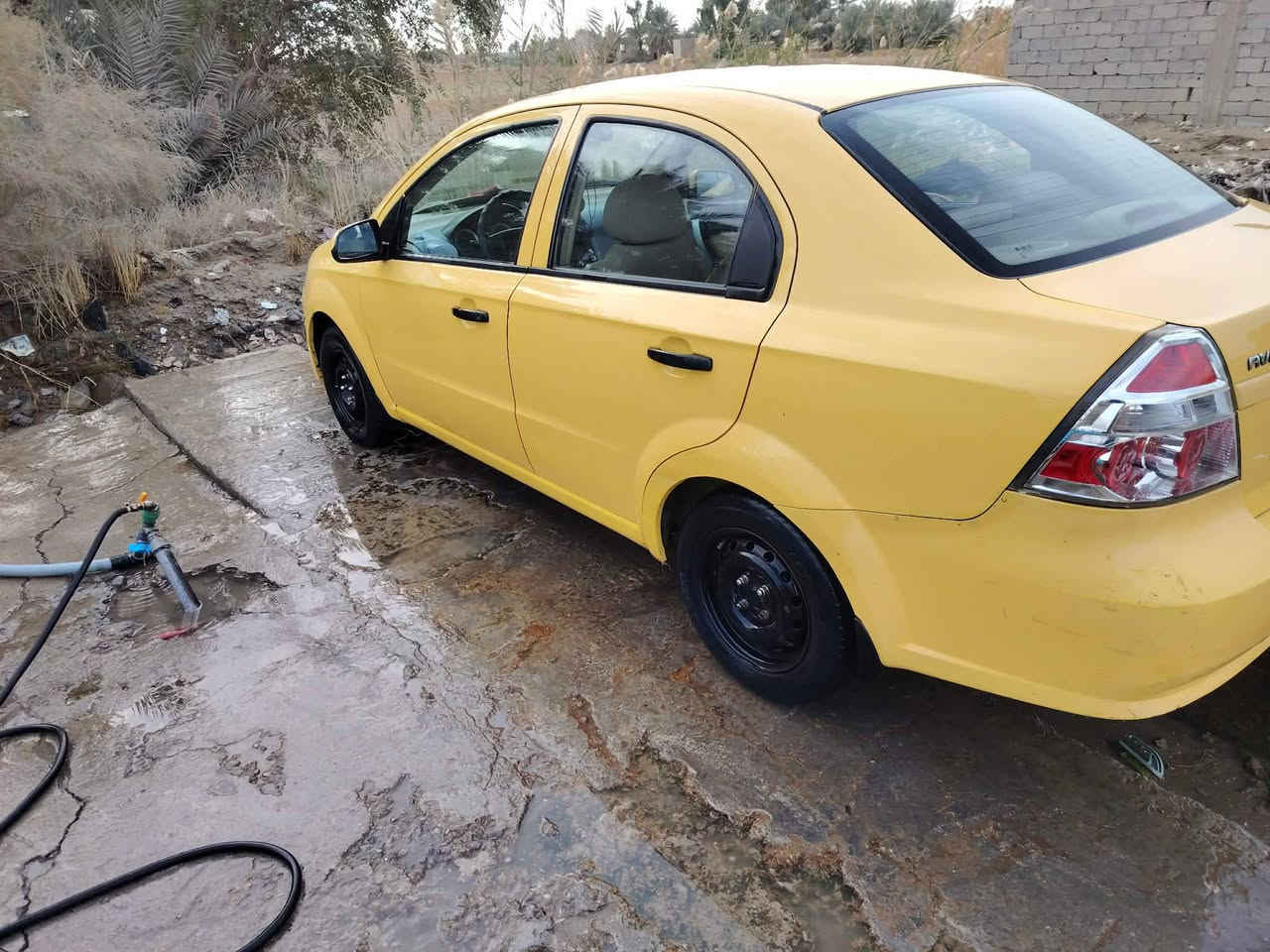 السلام عليكم
افيو للبيع موديل ،2011 وارد خليجي 
شركة عامه أصل صفر بلادي 
بيه شبر بارد ب جاملغ الايمن لا فتح لا تبديل لأ صبغ 
والباقي كفالة عامه مكينه لا تنقيص لا تبخير مكينه كير تخم تاير حدادية كله جديده تبريد ثلج كهربائيات كله شغال مكينه مفتوح فول اتوماتيك الاستفسار على هذا رقم ***********
