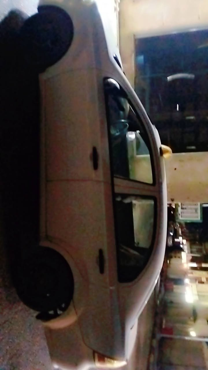 سلام عليكم ورحمة الله وبركاته افيو 2010للبيع***********
