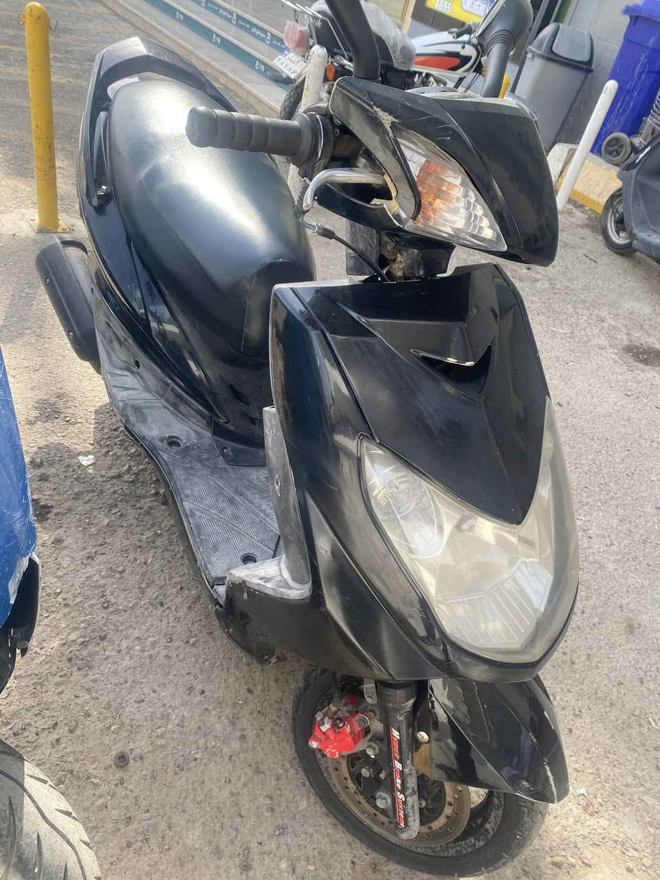 دراجه سكنس فحل 140 دراجه كفاله عامه محرك برغي ممفتوح بي تجي جيب فيتر وياك وتفحص محرك ناعم مابيه نقص برغي كابريتر بلادي وسلف بلادي (السعر 700)وبيه مجال مكان الزعفرانيه الربع شوارع ***********
