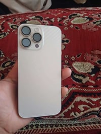 آيفون ١٦ برو ماكس ٢٥٦ • بطاريه ٩٧% • ذهبي