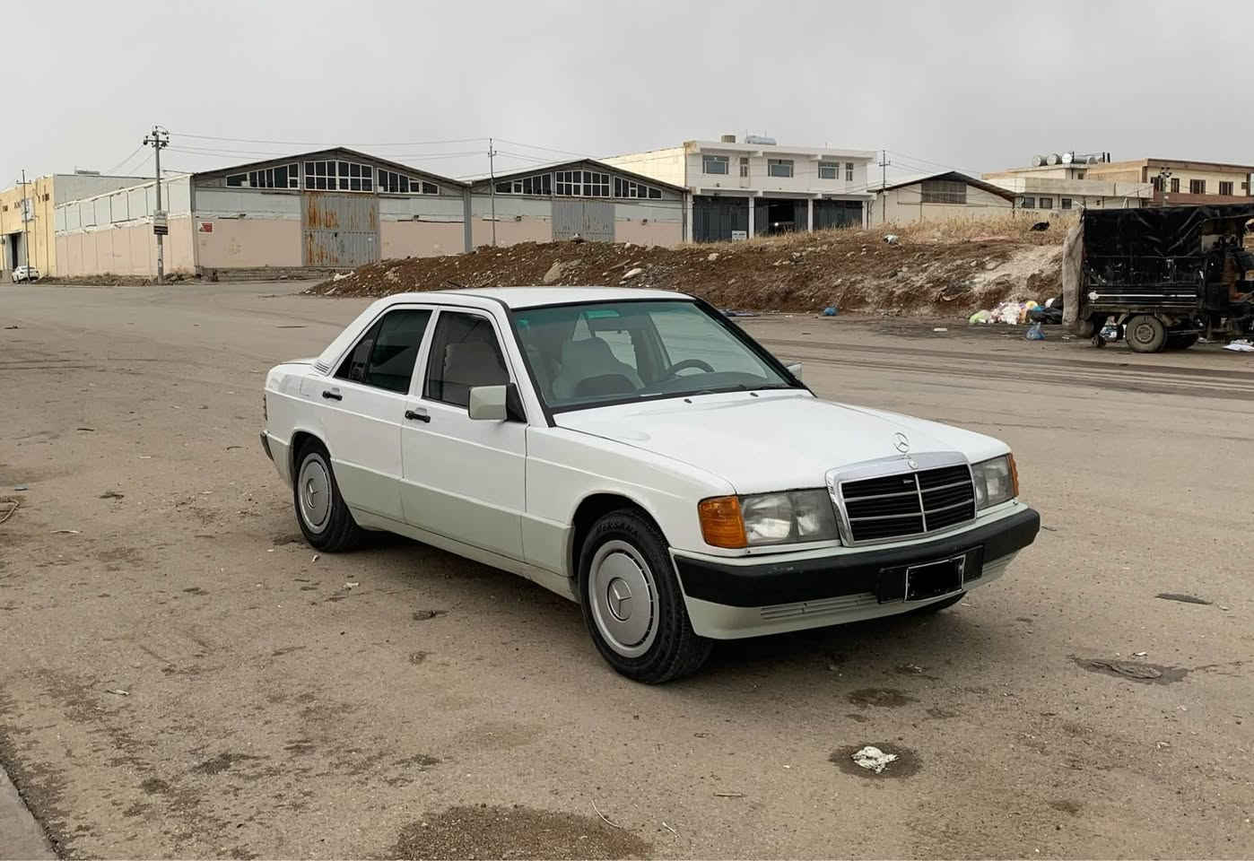 *********** ئارم بلاستيك هةولير بةشةرتي ئارم ئةوةليات براوة نةبيت كير ئوتوماتيك مكينة ٤ بستون كيرومكينةوتبريد بةشةرت بيشو دواي توندوتولة كارةباي هةمو ئيش ئةكات تايةي تازةية دةعمو ليدراوي هيج نية ٢ بارجة بوياخة بو جواني هةمو كياني لةسةر بيلاد ماوة سيارةيةكي زور تازةية سعر ٤٦ معاملة لة سليمانيم *********** السليمانية, العراق
