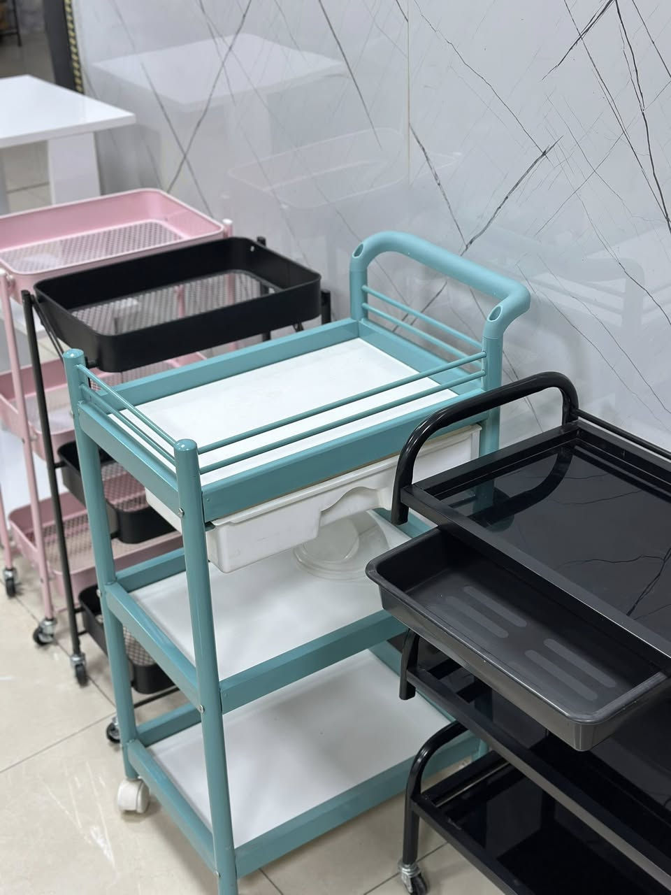 متوفر تروليات باسعار مناسبه
https://wa.me/message/PKHCZDLCVWSTO1


**إذا كنت صاحب هذا الإعلان وتريد حذفه لأي سبب، رجاءا أرسل رسالة إلى الدعم الفني**