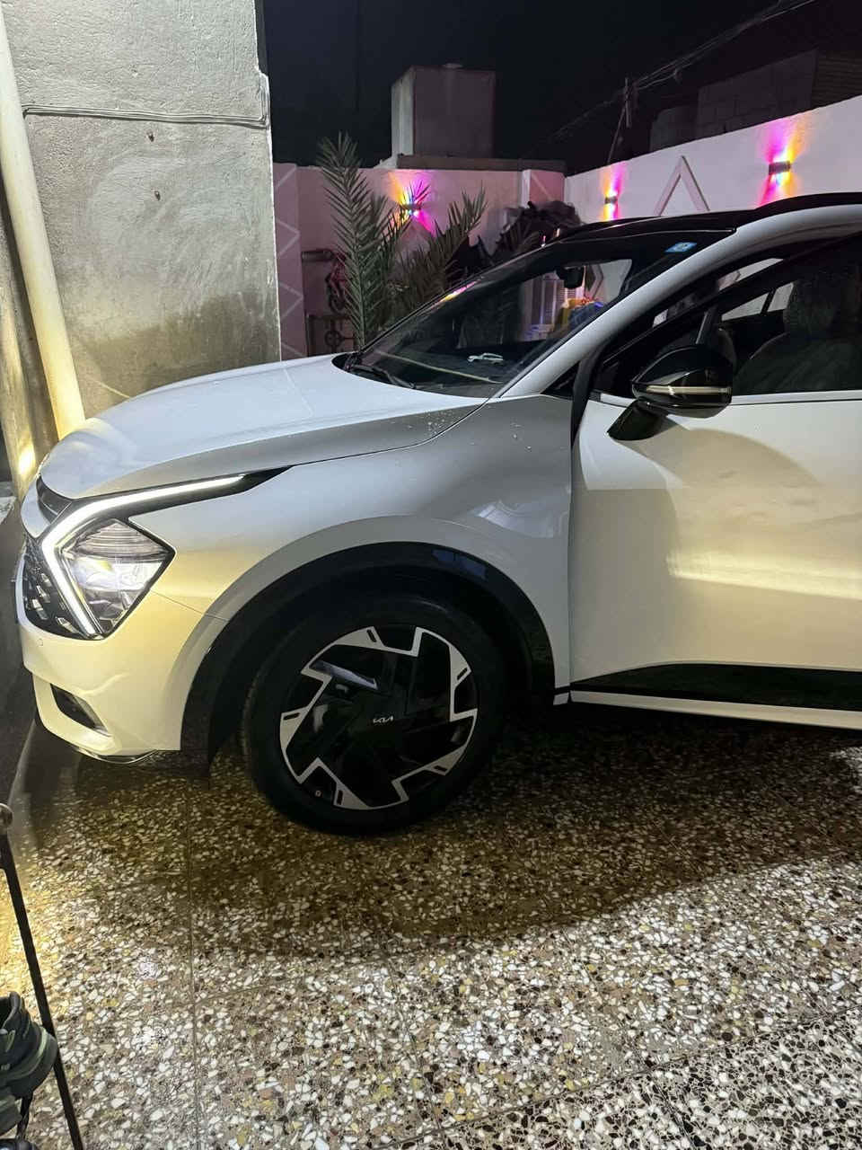 سلام عليكم البيع فقط سبورتج جيتي الاين موديل ٢٠٢٥ جديده مكفوله من كلشي كفاله عامه ماشي (٢٥٠٠) العنوان بغداد قرب مجمع بسمايه غير متواجد على فيس اتصال على *********** سعر قفل 272
