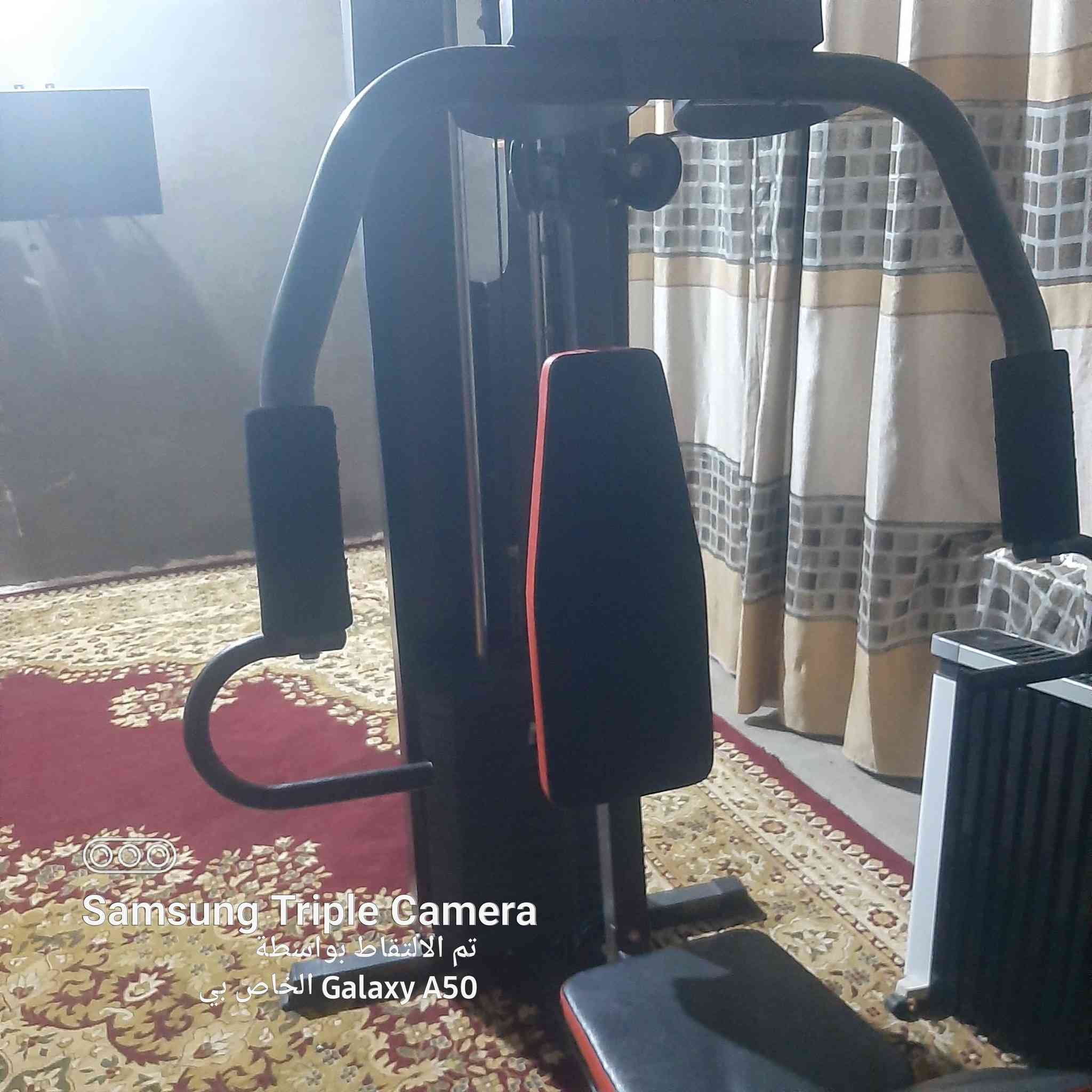 السلام عليكم جهاز نضيف اخو الجديد للبيع المقداديه السعر ٤٥٠الف الوزن ١٥٠ كيلو ***********
