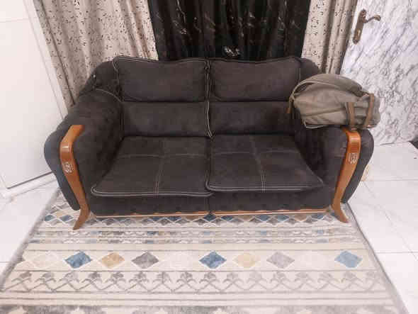 تخم كامل مستعمل شي قليل للبيع 

رقم ***********
