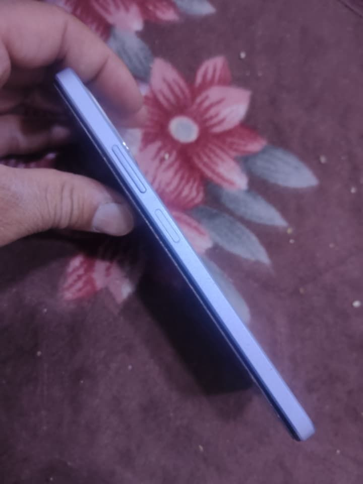 OPPO. A18 جهاز نضيف مامصلح ولا بي شي وكلشي موظح با الصور ذاكرتو 128 ورامو 4+4.. 8 هذا الفطر با اللسقه مو با الشاشه للمراوس


**إذا كنت صاحب هذا الإعلان وتريد حذفه لأي سبب، رجاءا أرسل رسالة إلى الدعم الفني**