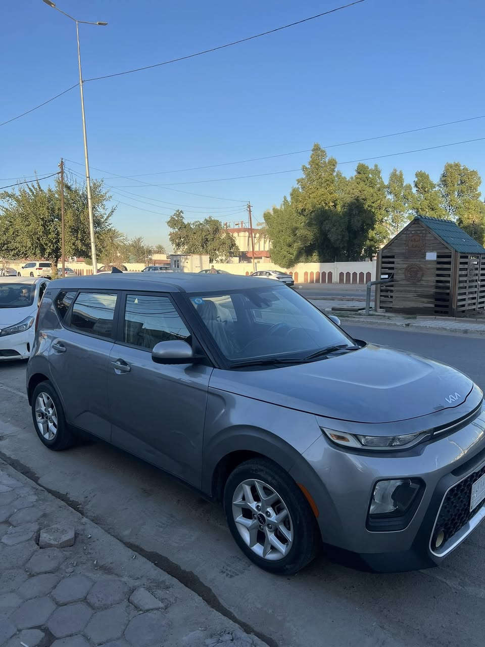 كيا صول موديل 2022 فئة S
لسيارة ماشية 30 حقيقي حادثها جاملغ وبنيد لغد وشاصي مكفول قطعتين صبغ فقط   موجودة صور الحادث 
السيارة رقم بغداد بأسمي شخصيا تحويل ثاني يوم  عارضها 145 وبيها مجال للشراي مكاني بغداد السيدية 
الشراي يتصل ***********
