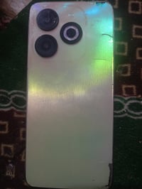 انفنكس سمارت 8 • ذاكرة ١٢٨ • خدوش بالظهر