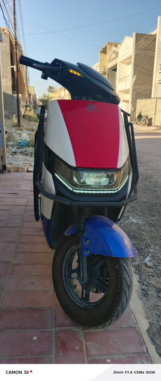 سگنس كهربائي
سبع بطاريات 
84 فولتية 
مستعجل ع بيعتها السعر 500 
المكان بغداد الكاظمية 

***********
