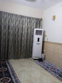 دار للبيع 100 متر 5 في 20 الطابق الاول  طرمة استقبال صالة ومطبخ حار با...