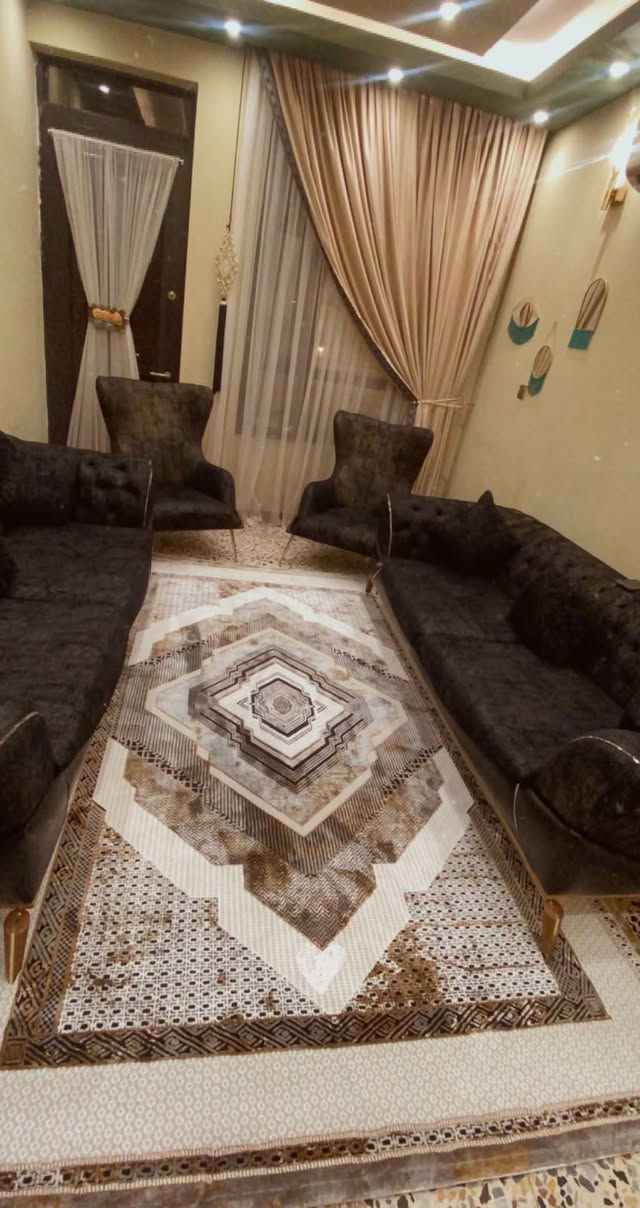 تخم يتكون من 10 مقاعد خشب زان اصلي ب 550و بي مجال للجاد بالشراء


**إذا كنت صاحب هذا الإعلان وتريد حذفه لأي سبب، رجاءا أرسل رسالة إلى الدعم الفني**