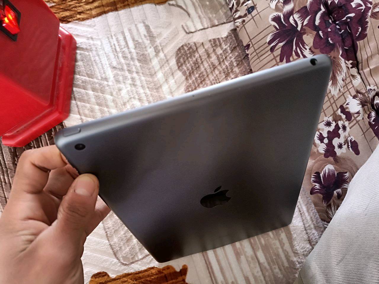 ايباد 9
نضيف ما بي ولا شخط مستعمل لغرض الدراسة فقط

العنوان:بغداد المدائن الجعارة
يوجد توصيل 